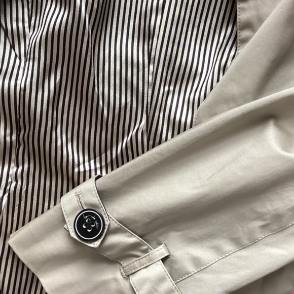 Ben de Lisi Belted Mini Trench with Ruffle Collar - UK Size 12P - Picture 4 of 11